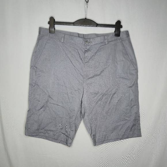 Calvin Klein Men's Casual Shorts Gray Size 36 - Picture 1 of 7